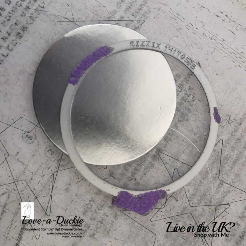 Create a moon from a circle with your circle dies from Stampin' Up!